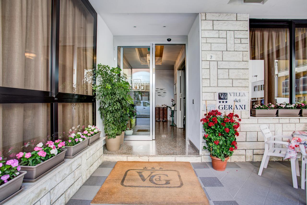 Hotel Villa Dei Gerani Rimini Luaran gambar
