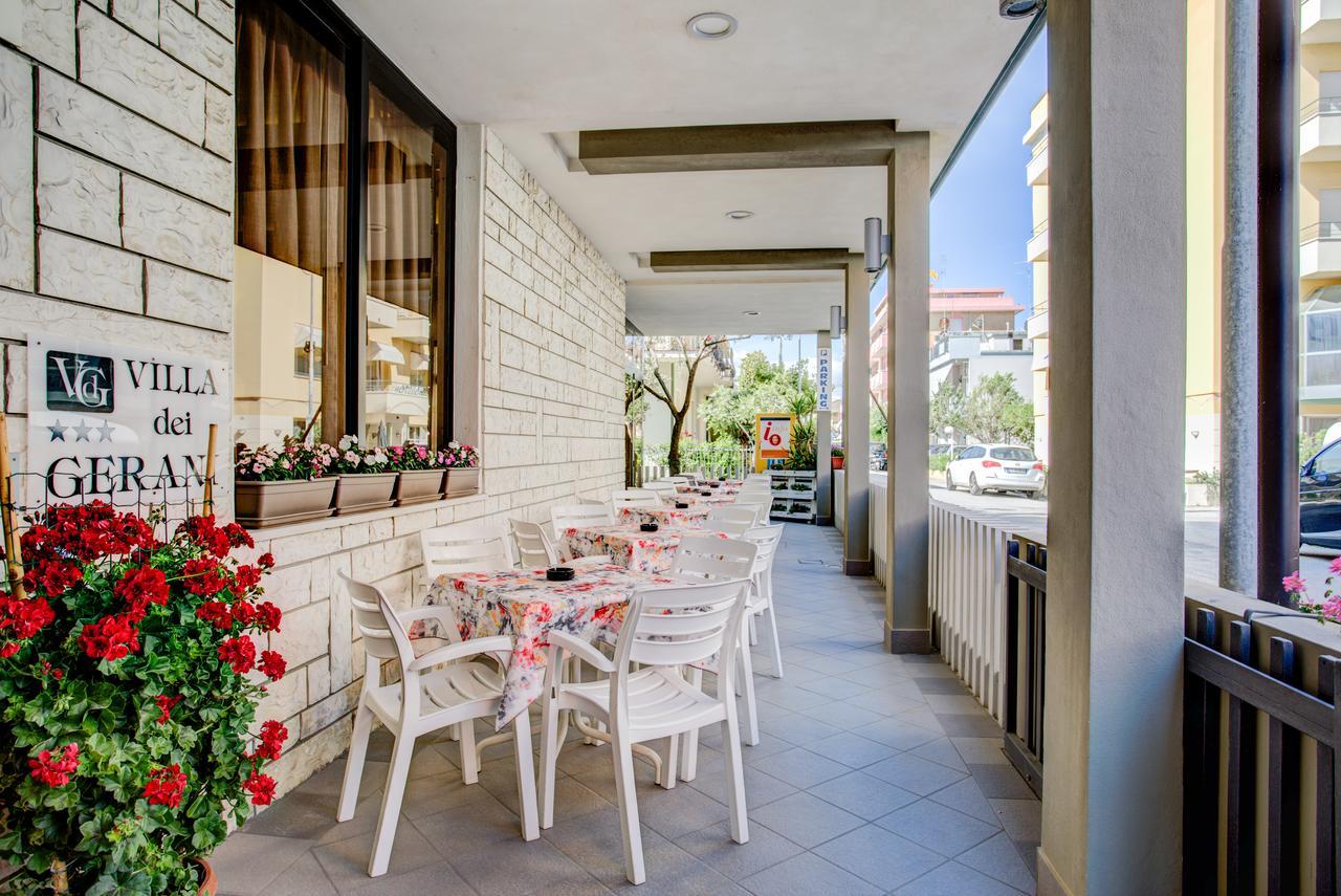 Hotel Villa Dei Gerani Rimini Luaran gambar