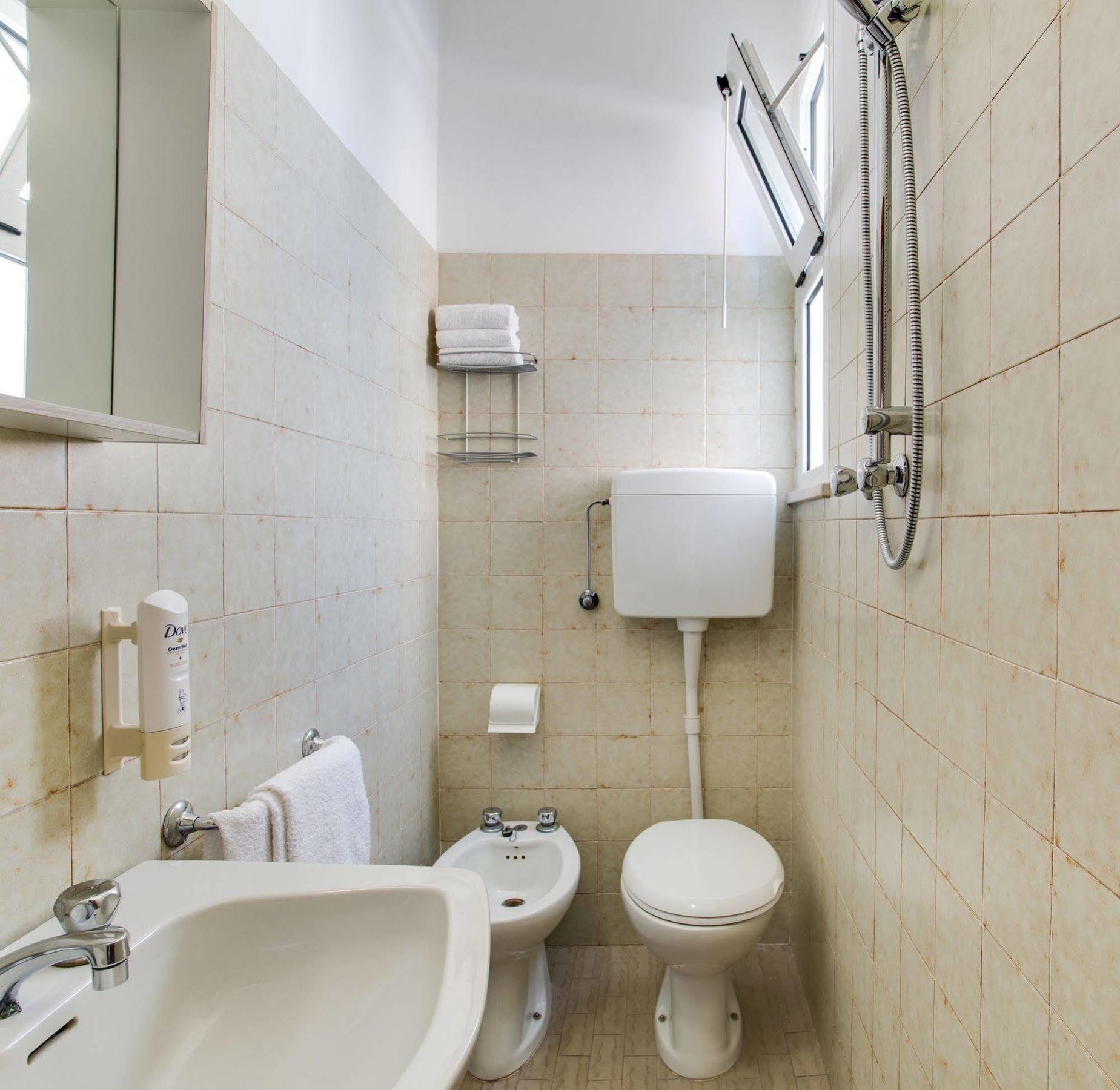 Hotel Villa Dei Gerani Rimini Luaran gambar