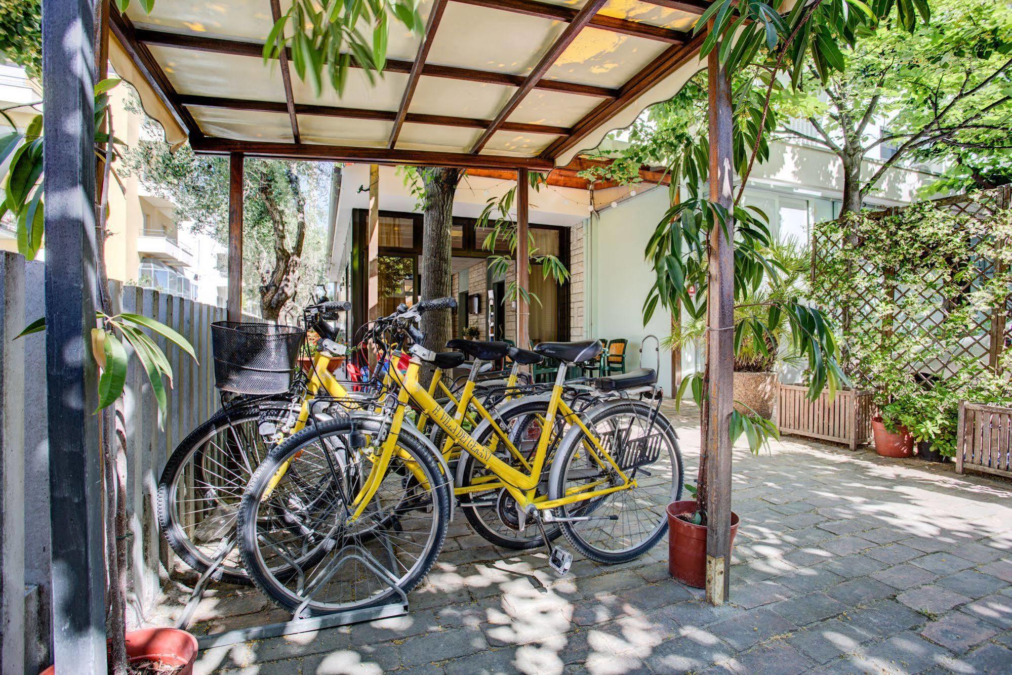 Hotel Villa Dei Gerani Rimini Luaran gambar