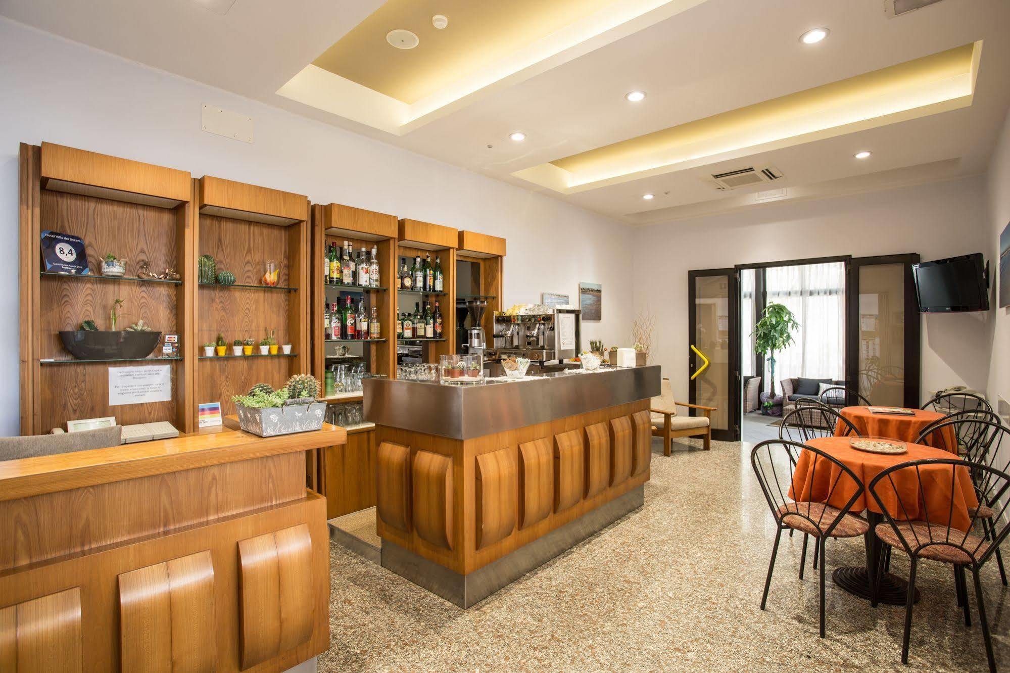Hotel Villa Dei Gerani Rimini Luaran gambar